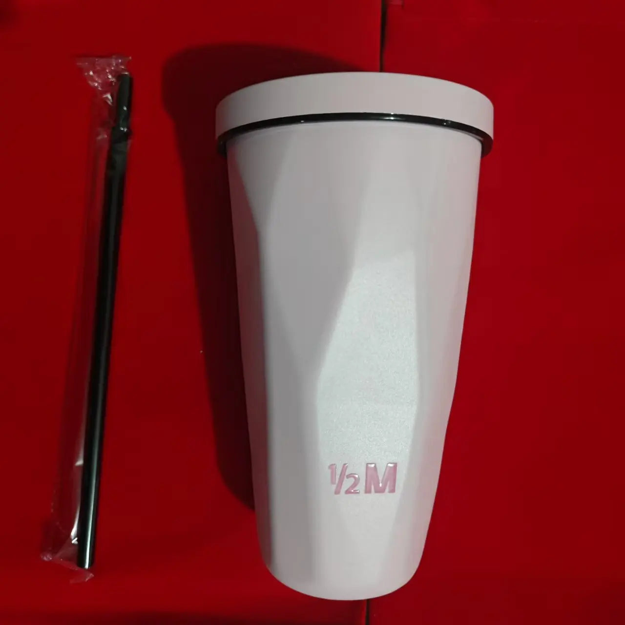 Insulated Stainless Steel Coffee Tumbler – Hot & Cold Leak-Proof Cup”